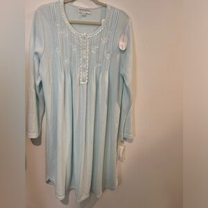 Miss Elaine Woman 1X Cuddle Knit Nightgown